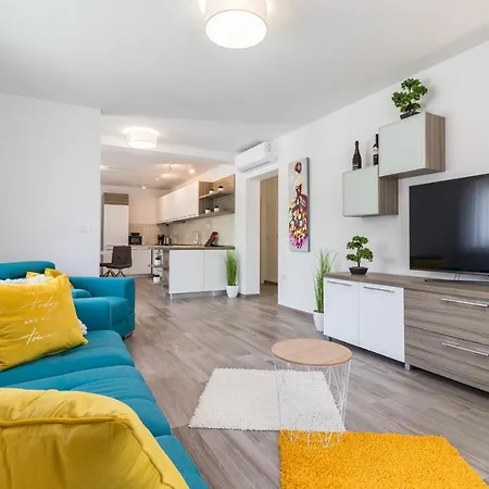 Apartment Haicenda Del Campo