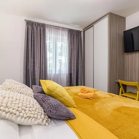 Haicenda Del Campo Apartment *