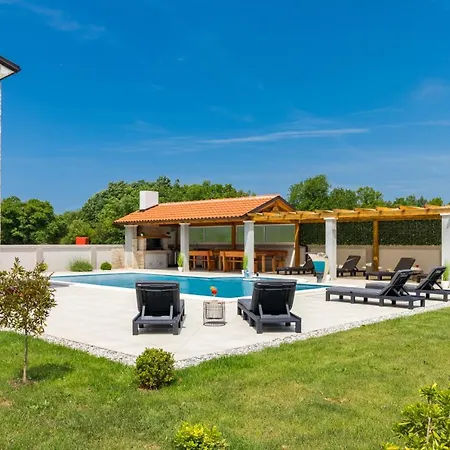 Haicenda Del Campo Apartment